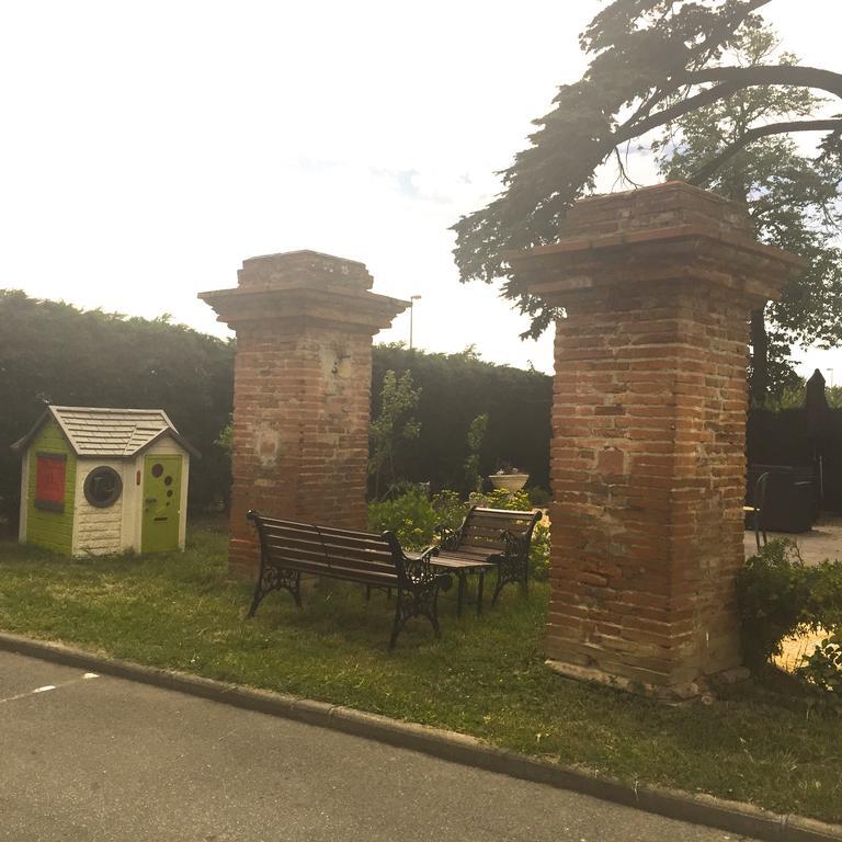 Fasthotel Muret Saubens Dış mekan fotoğraf
